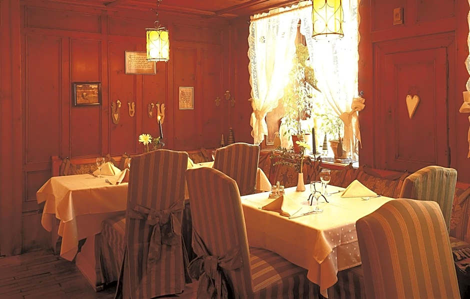 PALMENGARTEN Hotel Gstör