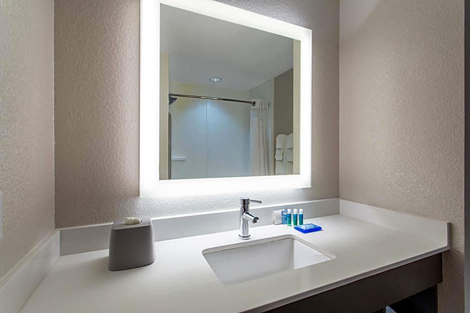 Holiday Inn Express Silver Springs - Ocala By IHG