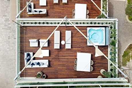 Terrace Suite,  1 Bedroom Suite with Jacuzzi and Sea View