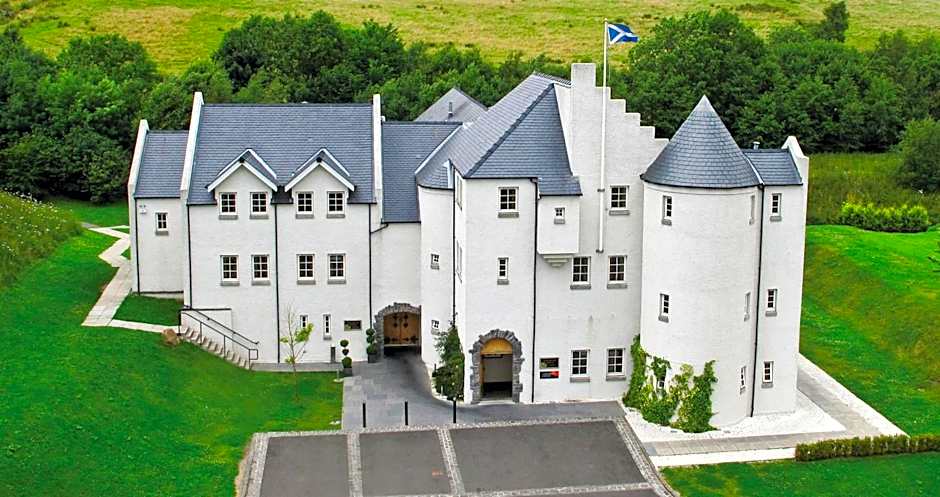 Glenskirlie Castle Hotel