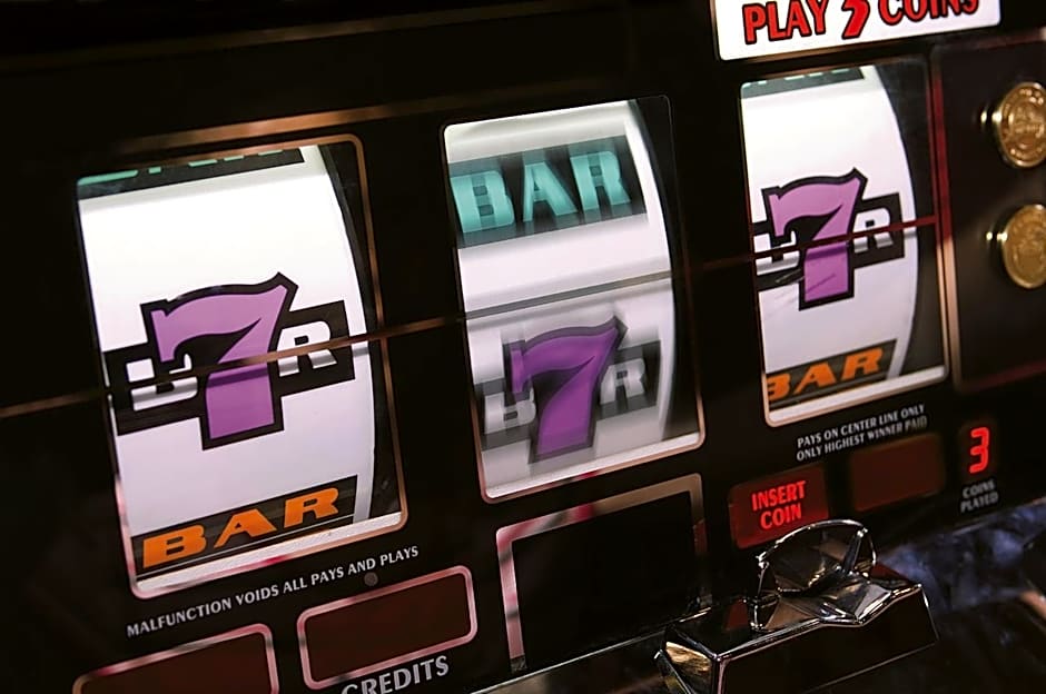 Harrah's Council Bluffs - A Caesars Rewards Destination