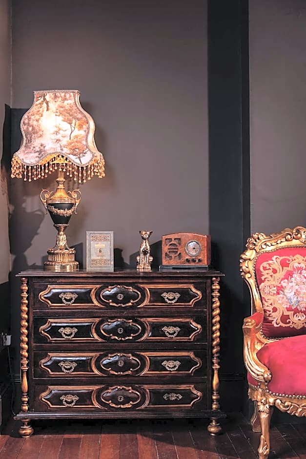 The Harrison Chambers of Distinction