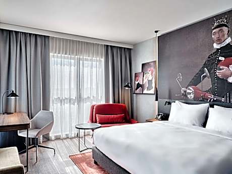 Premium Corner Room