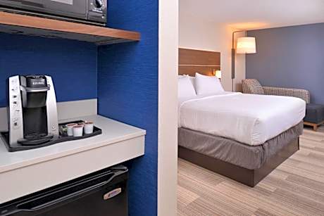 King Room - Mobility Access/Hearing Accessible