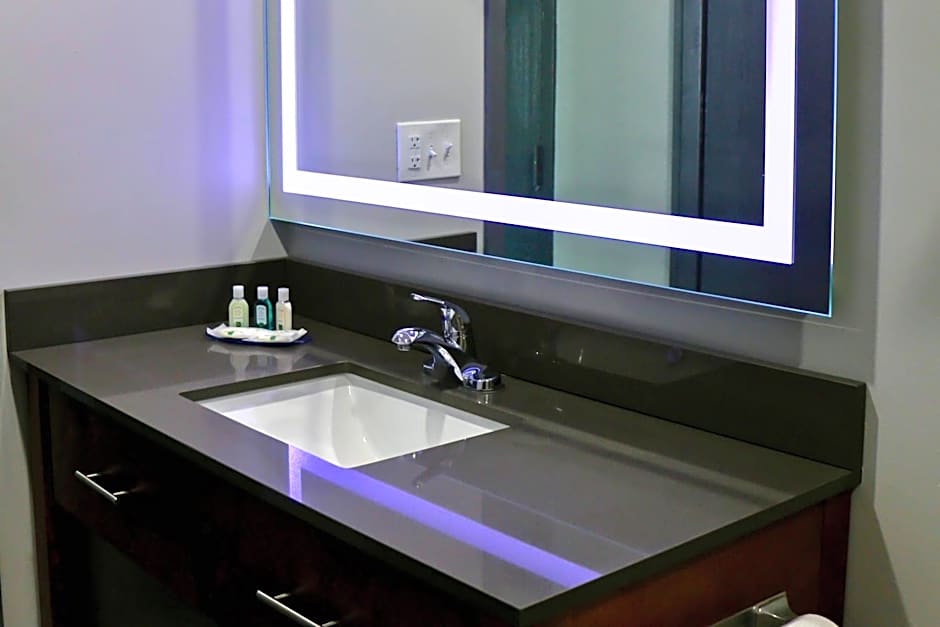 Quality Inn & Suites Watertown Fort Drum