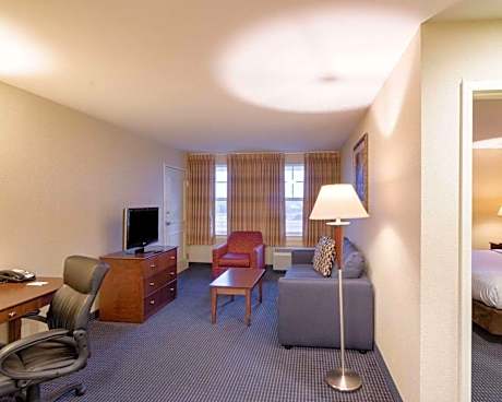King Suite with Whirlpool - Non-Smoking