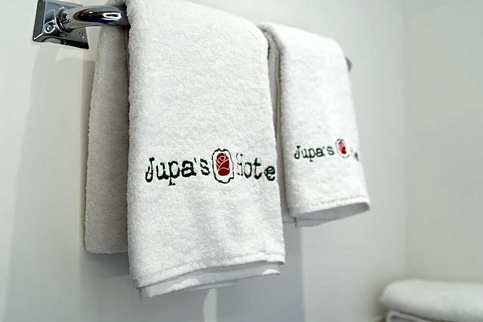 Jupa's Hotel