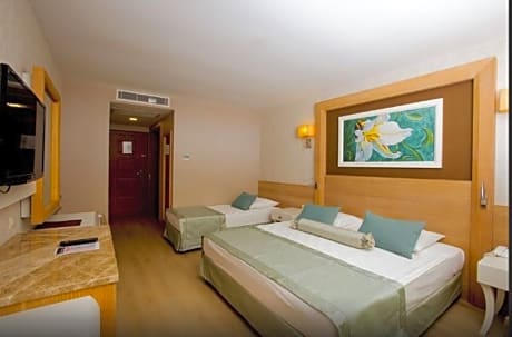 Family Room Superior