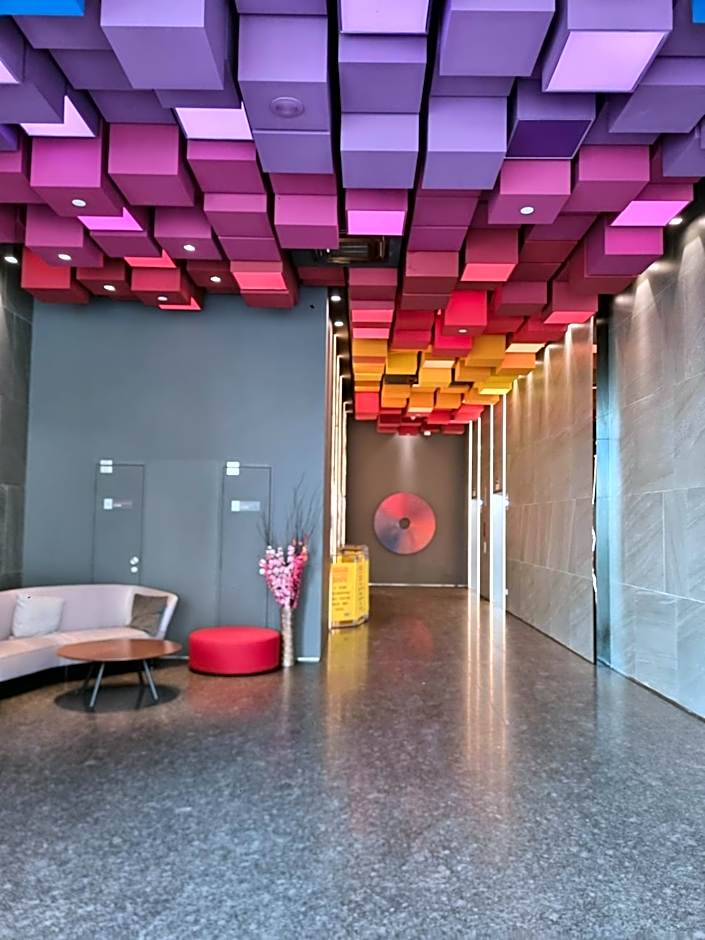 FREE Parking Revo Aurora I 2Bedroom l 5pax I Pavilion2