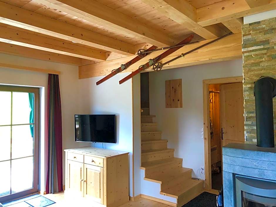 Almhaus & Almchalet Flattnitz