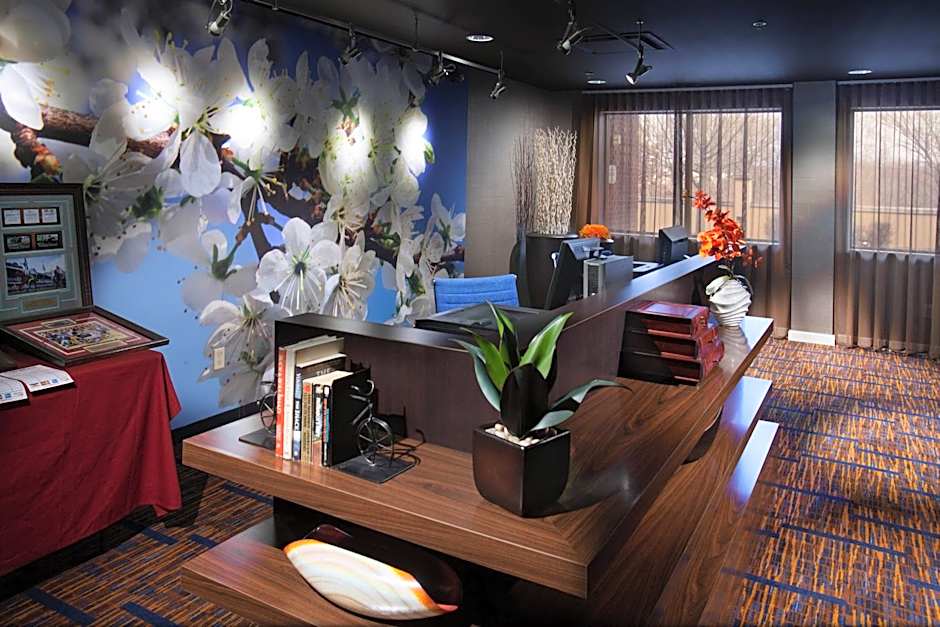 Courtyard by Marriott Fayetteville