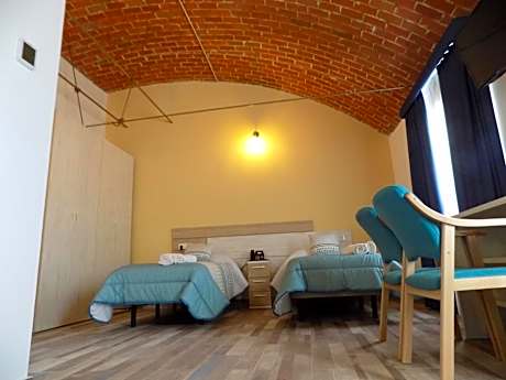 Deluxe Double or Twin Room with Garden View