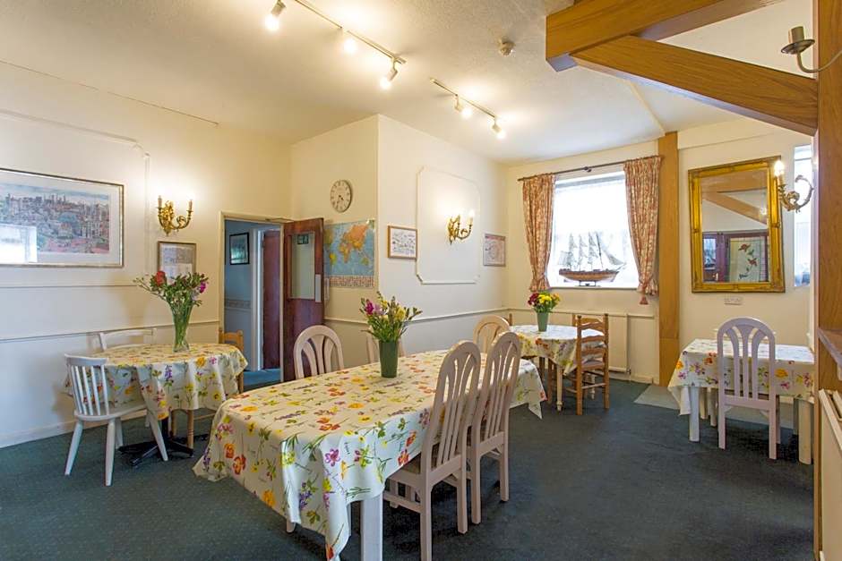 Oakwood Bed and Breakfast Heathrow