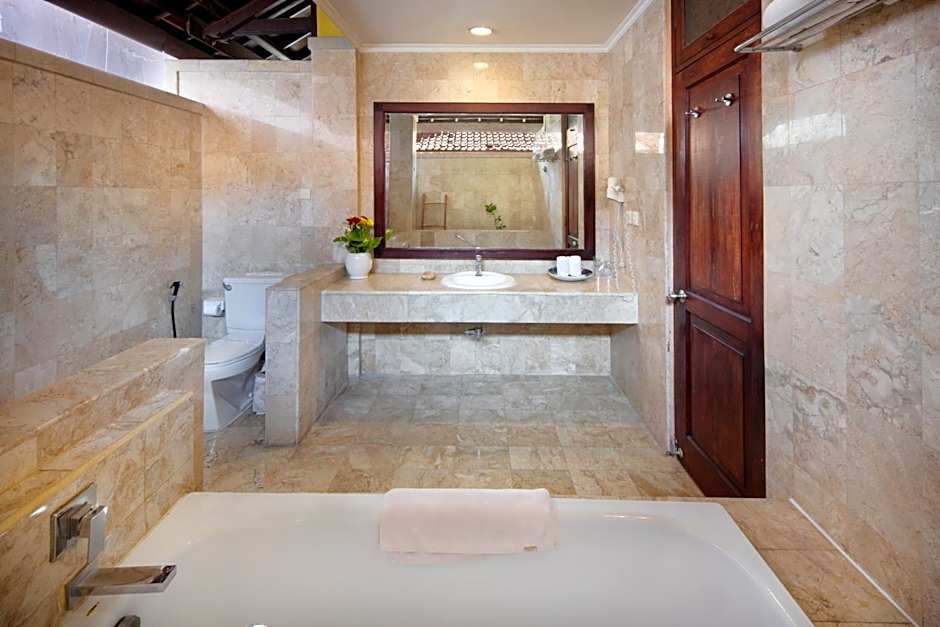 Royal Hotel and Villa Bali