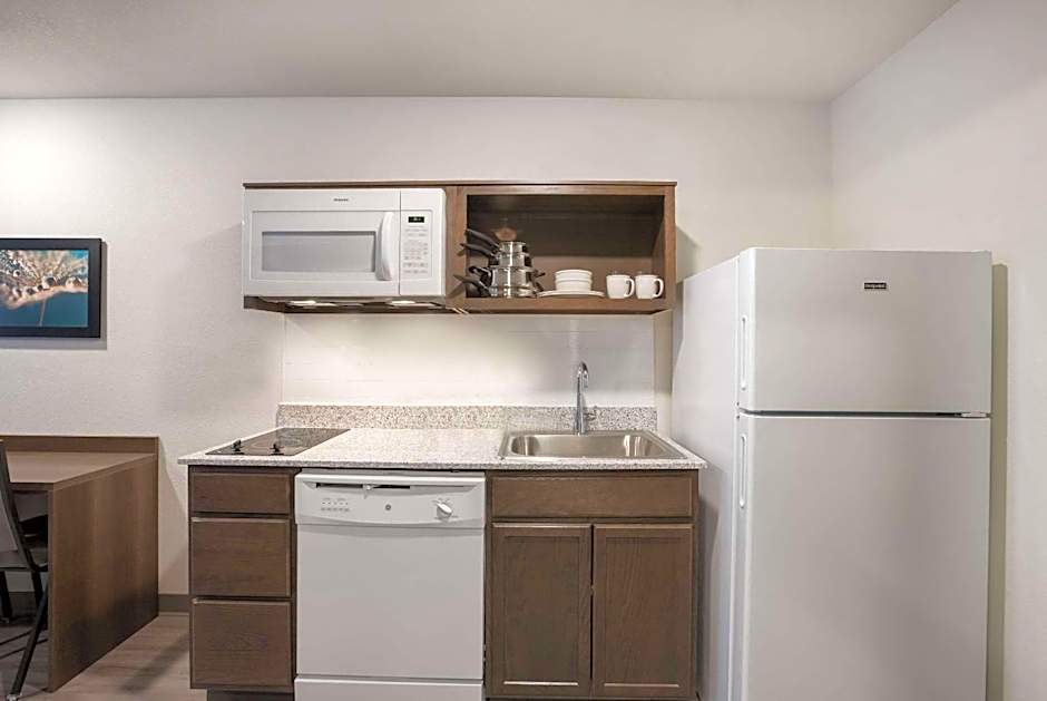 WoodSpring Suites Detroit Madison Heights