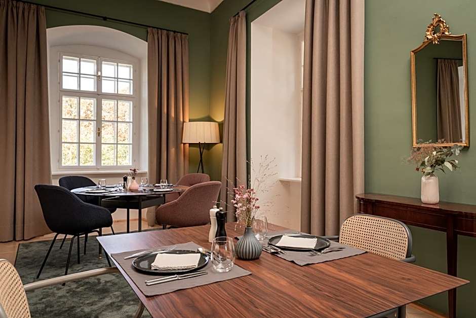 Boutique Hotel Zum Oberjäger, Schloss Lackenbach