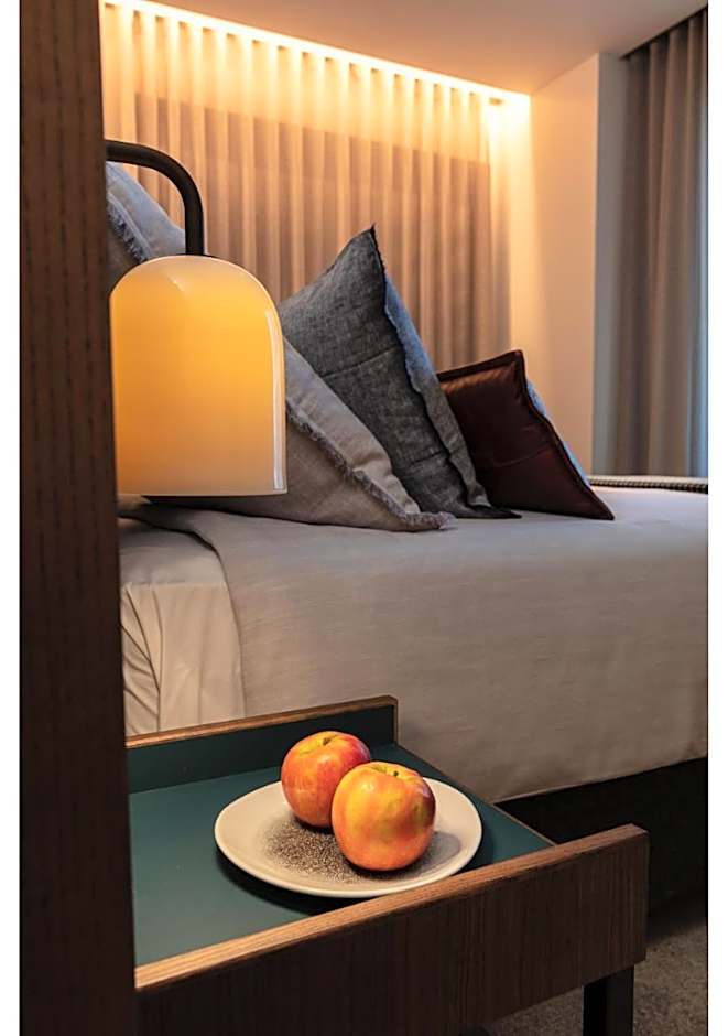 Next Hotel Melbourne, Curio Collection by Hilton