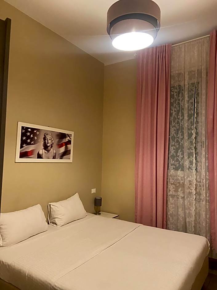 PARADISE INN