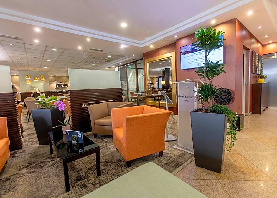 Lion'S Garden Hotel