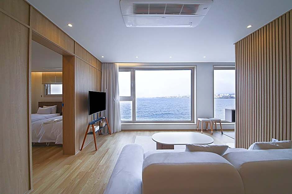 Jeju (Aewol) Cony Hotel