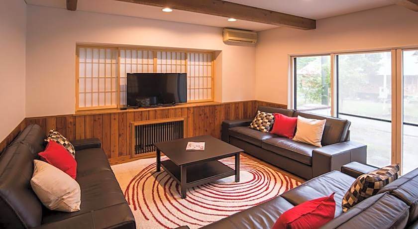 Sheltered Inn Hakuba