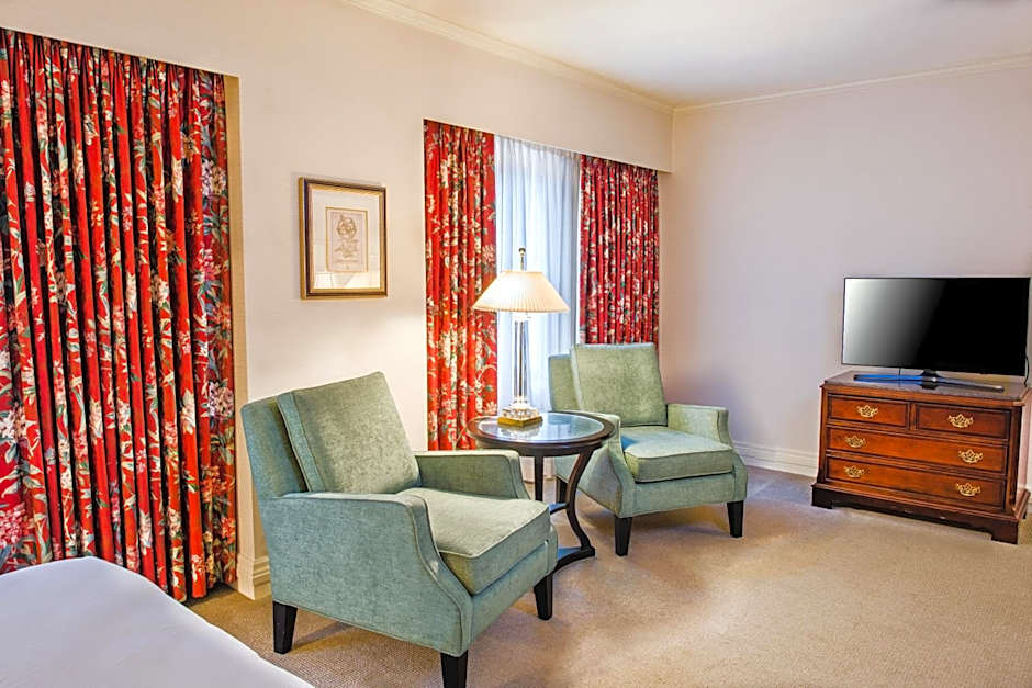 Mayflower Park Hotel