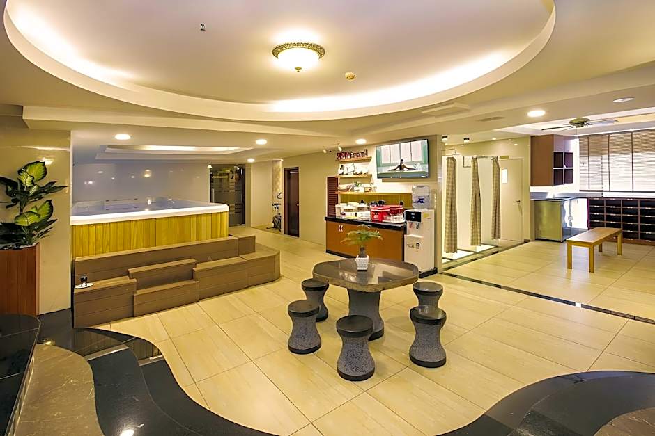 Aristo Saigon Hotel