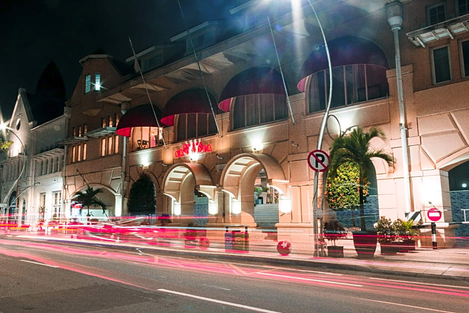 Photo 1 of 25 of Horison Arcadia Surabaya
