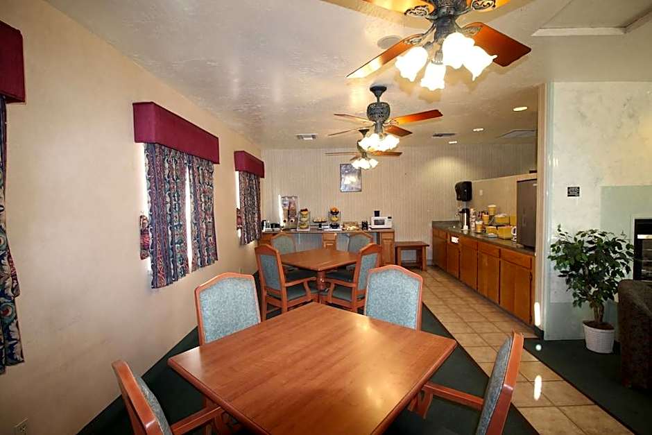 Days Inn by Wyndham Safford, AZ