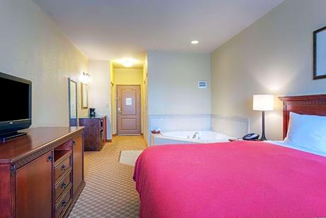 1 King Bed, Suite, Nonsmoking