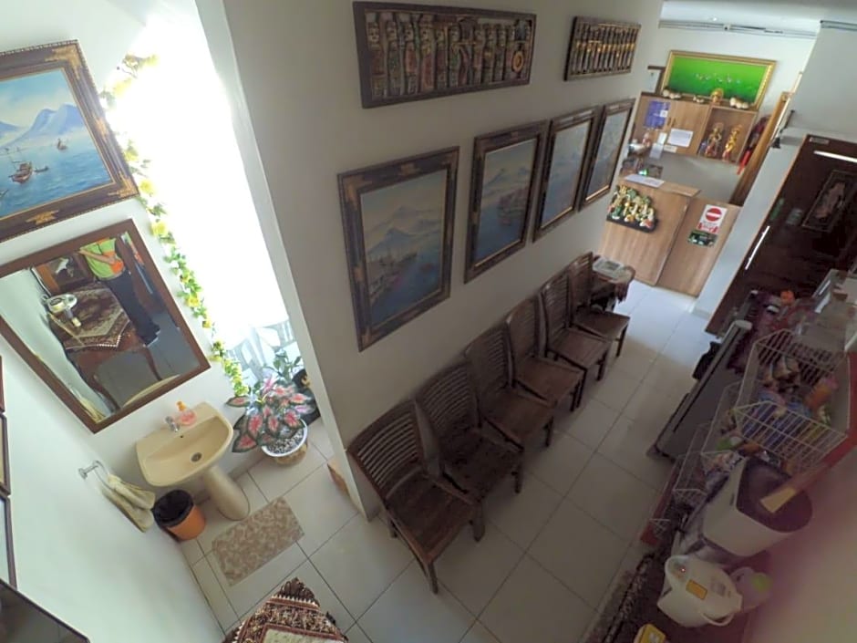 Cabin Hotel Bhayangkara