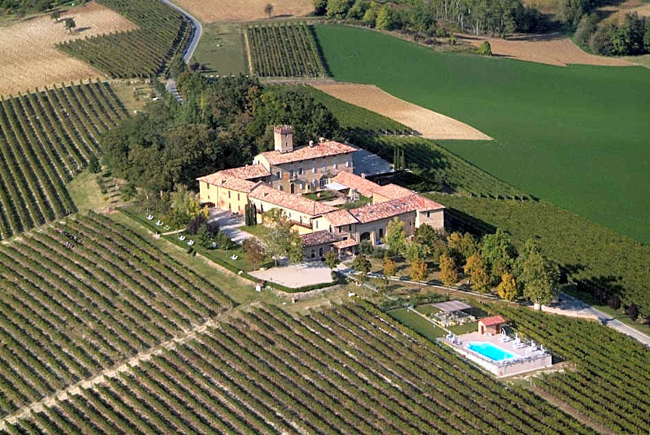 Relais Castello di Razzano