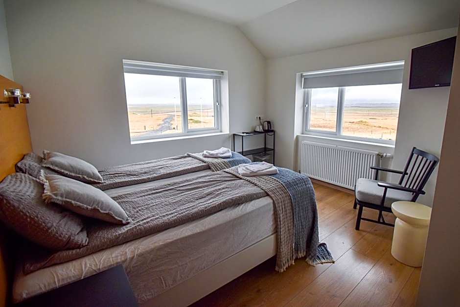 Glacier World - Hoffell Guesthouse