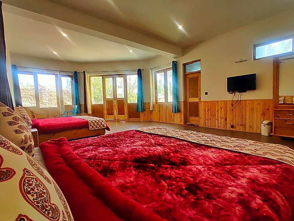Glacier View Guest House