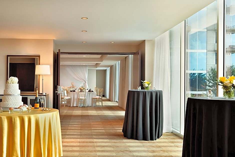 Twelve Downtown, Autograph Collection by Marriott