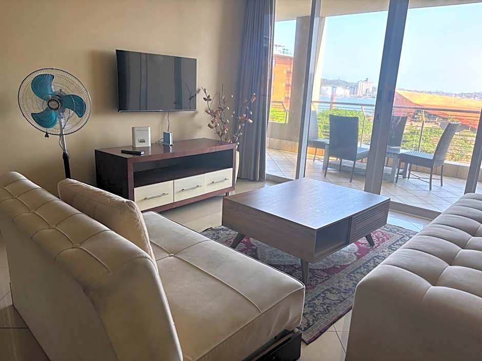 Stunning Sails on Point G403