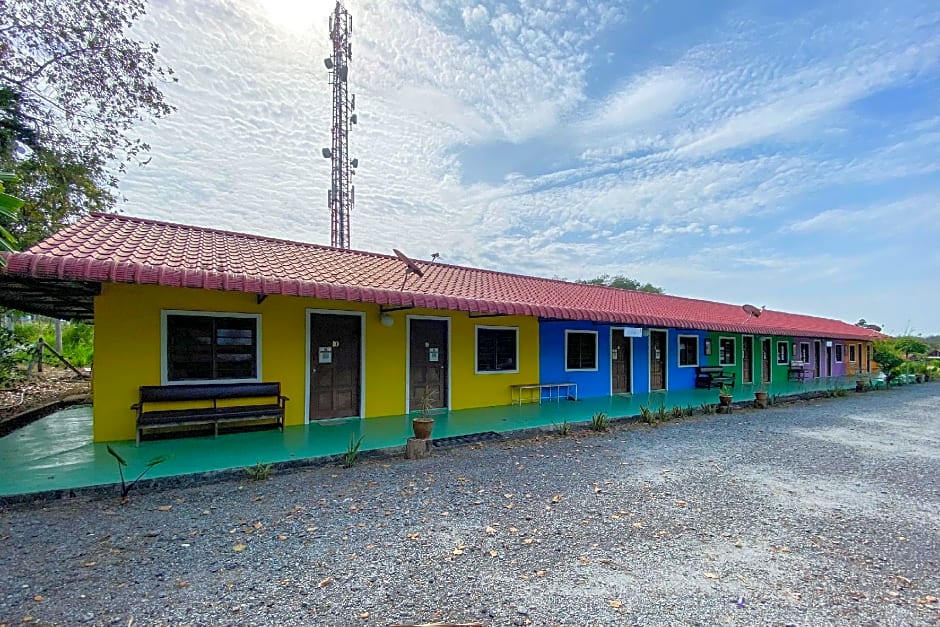 Capital O 90168 Serambi Pelangi Chalet