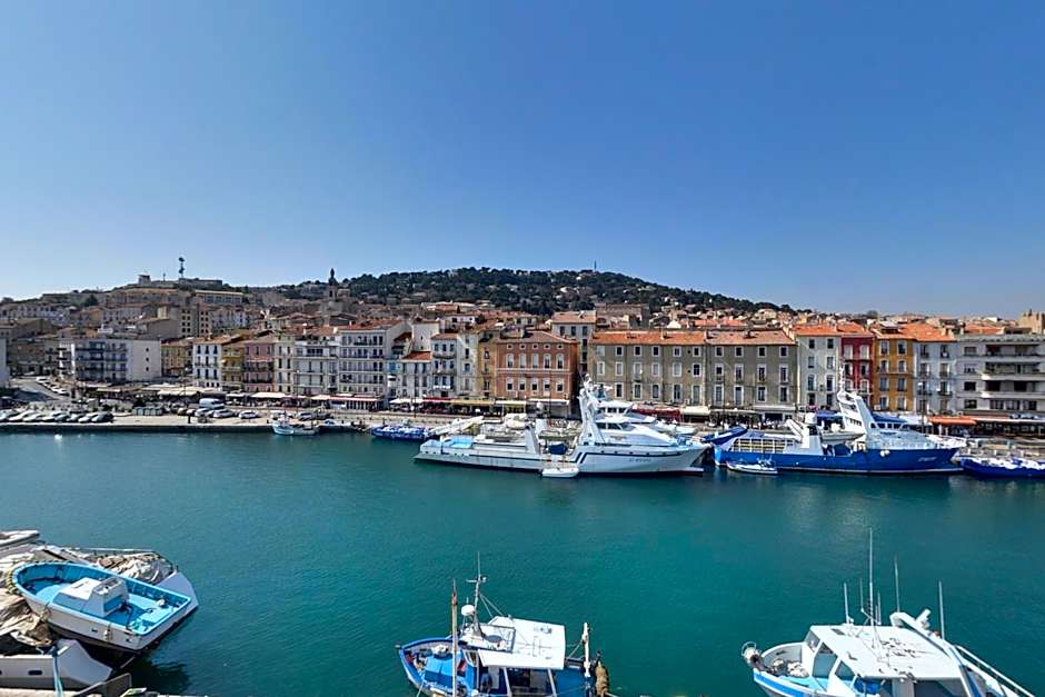 Hôtel L'orque Bleue