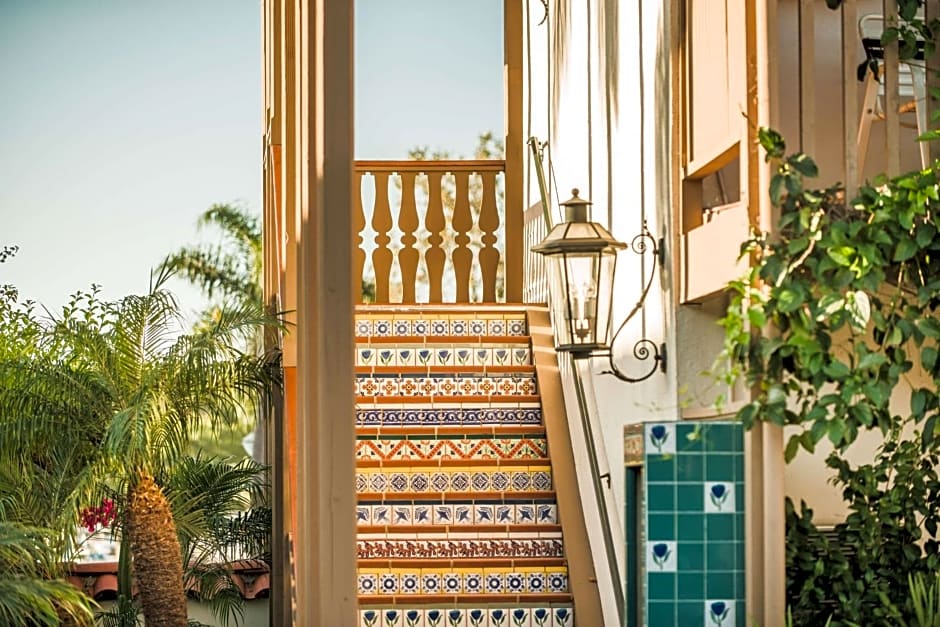 Best Western Plus Pepper Tree Inn