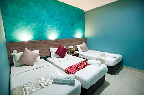 Deluxe Triple Room