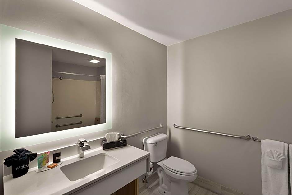 Wyndham Garden Galena Hotel & Day Spa