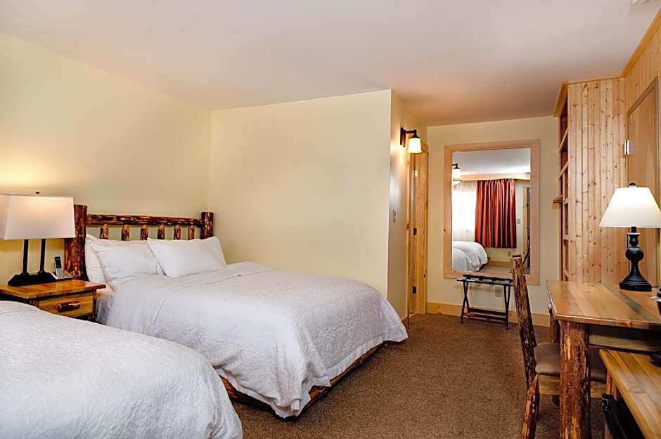 Adirondack Spruce Lodge