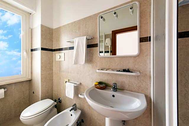 Hotel Figaro & Apartments