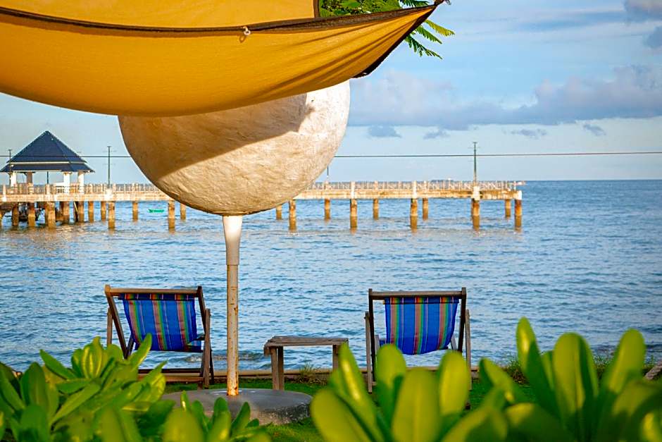 Bangsaen Villa Hotel