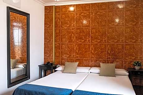 Exterior Basic Double or Twin Room with Balcony