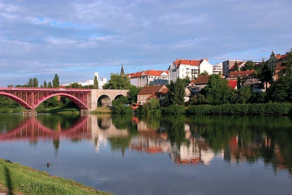 B&B HOTEL Maribor Orel