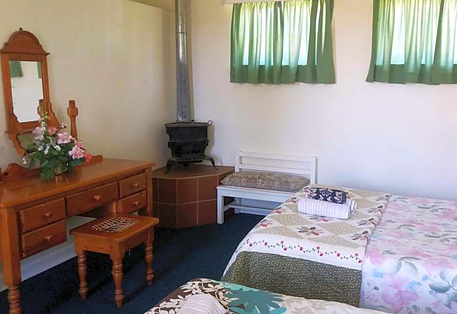Foto 1 daripada 5 — Garden Cottage, Pet-Friendly