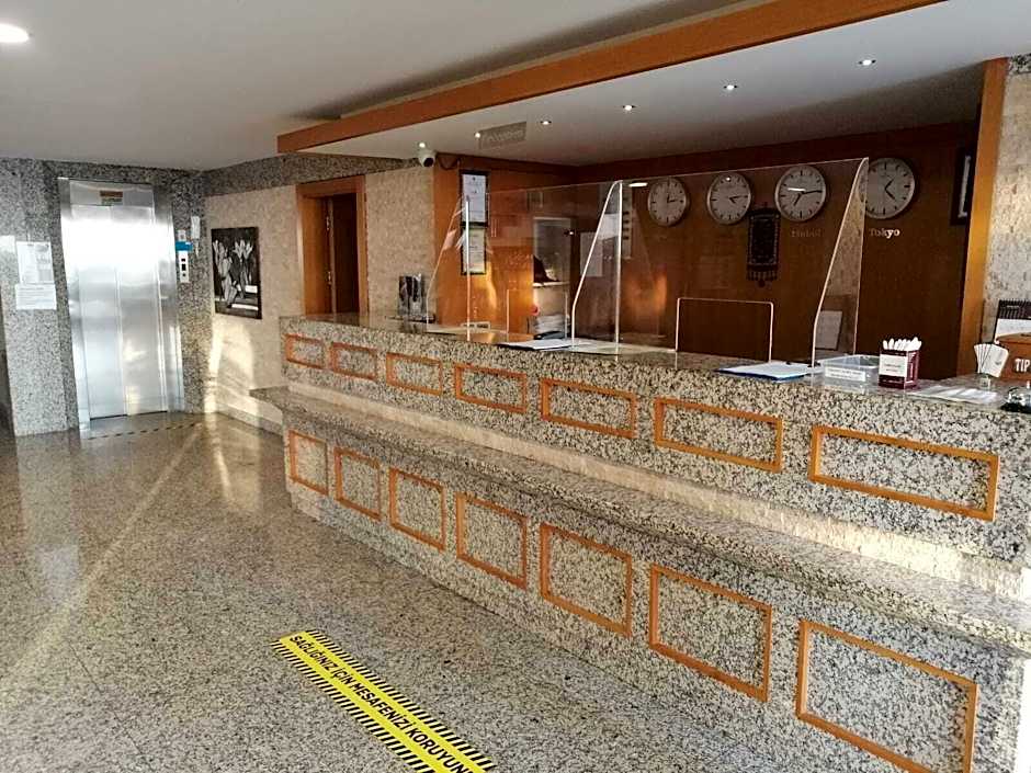 Hotel Lazlakar