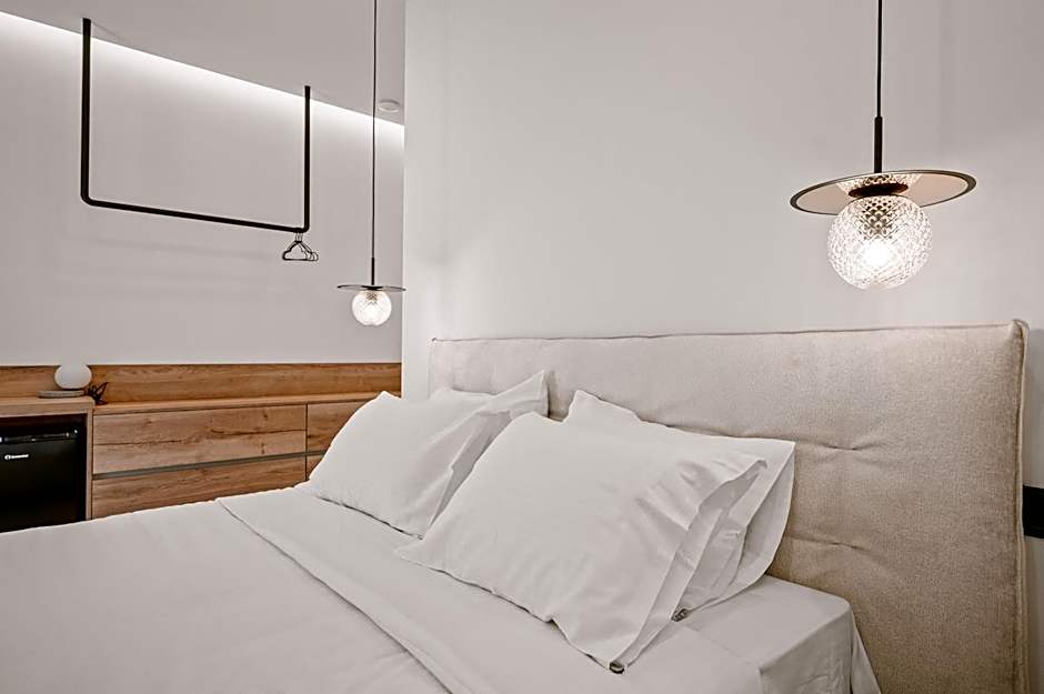 Plānis Str Urban Suites by Semavί