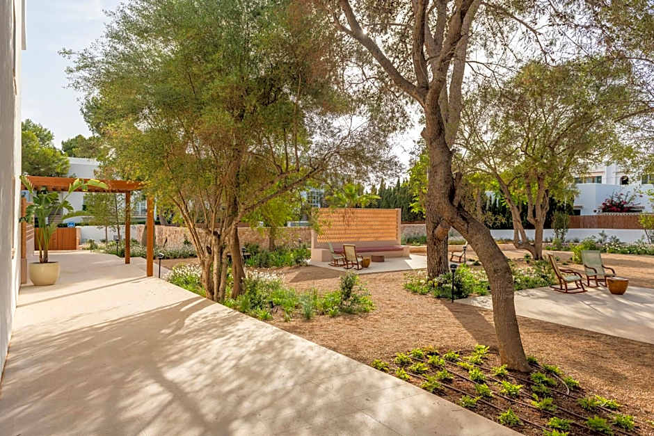 Inturotel Esmeralda Garden